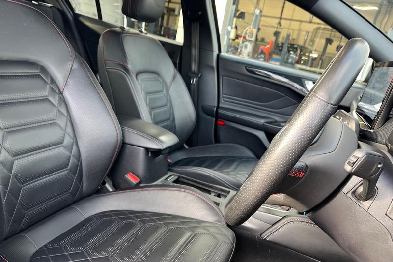 Used Ford Focus 2022 for sale - 76389596: Photo 17