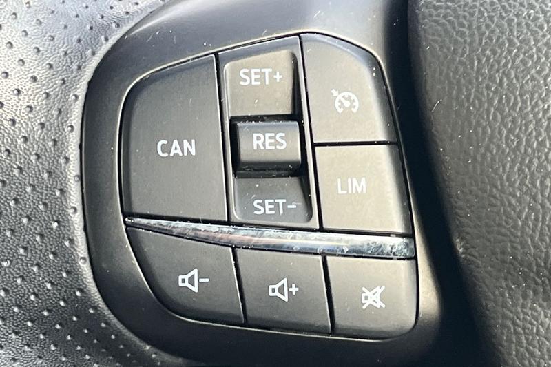 Used Ford Focus 2022 for sale - 76389596: Photo 33