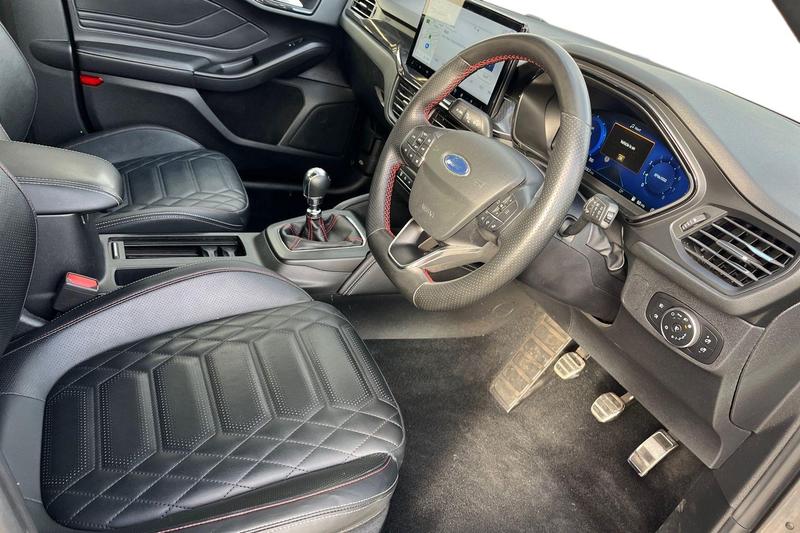 Used Ford Focus 2022 for sale - 76389596: Photo 9