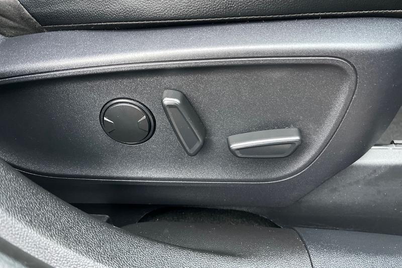 Used Ford Kuga 2022 for sale - 77152150: Photo 32