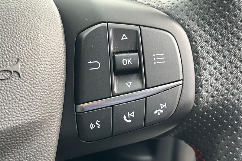 Used Ford Fiesta 2022 for sale - 76480320: Photo 38