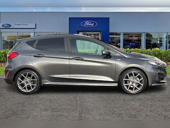 Used Ford Fiesta 2022 for sale - 76480320: Photo