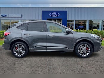 Used Ford Kuga 2023 for sale - 75475333: Photo