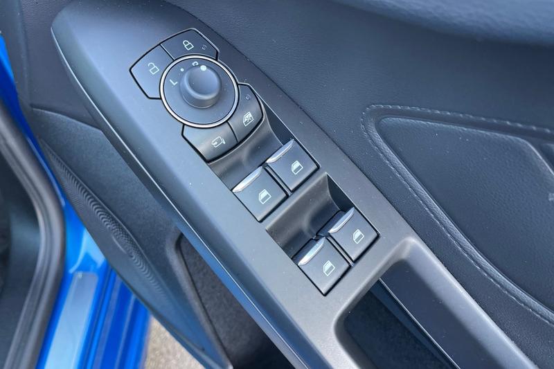 Used Ford Focus 2023 for sale - 77789248: Photo 16