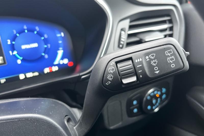 Used Ford Focus 2023 for sale - 76960965: Photo 15