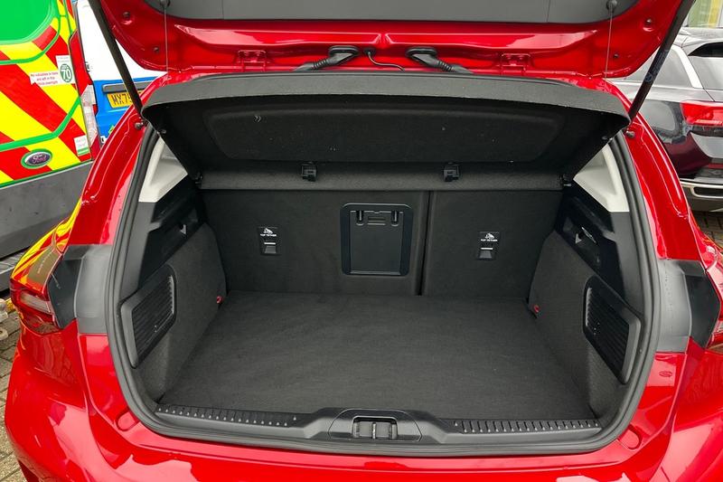 Used Ford Focus 2023 for sale - 76960965: Photo 21