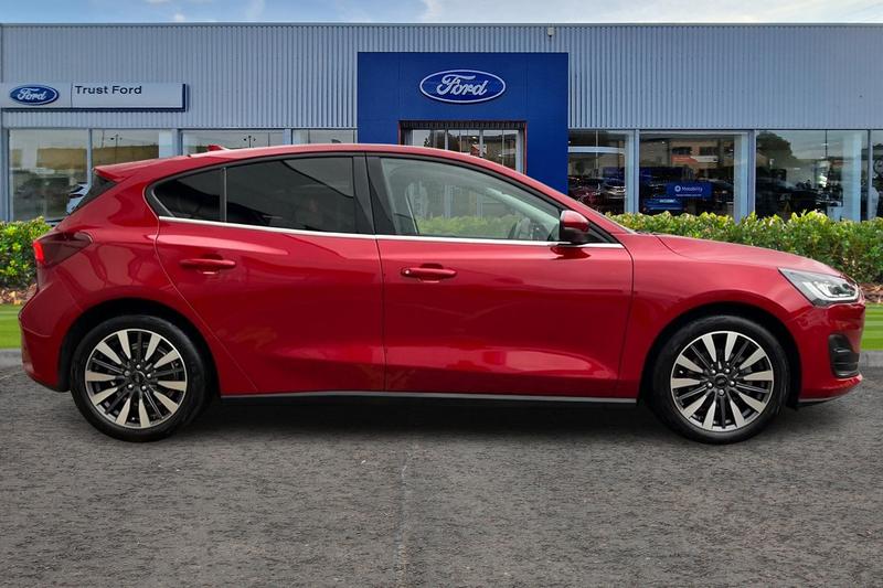 Used Ford Focus 2023 for sale - 76960965: Photo 3