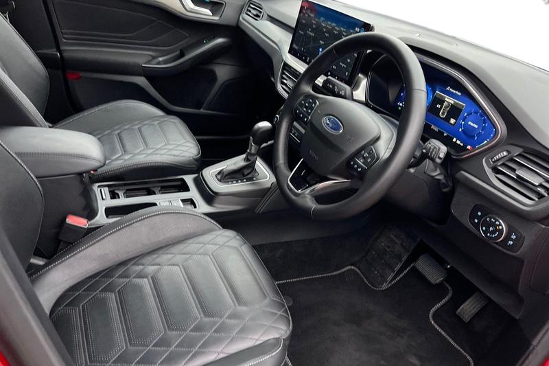 Used Ford Focus 2023 for sale - 76960965: Photo 9