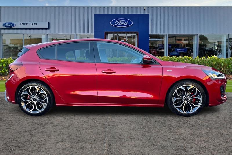 Used Ford Focus 2024 for sale - 76653467: Photo 3