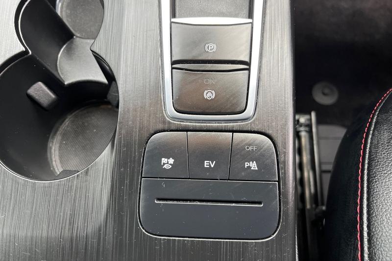 Used Ford Kuga 2023 for sale - 76480311: Photo 33