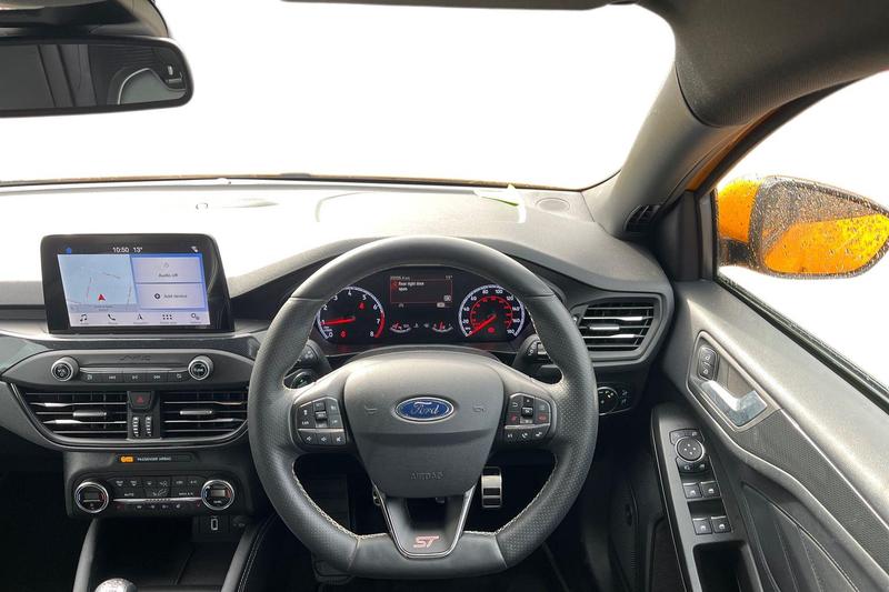 Used Ford Focus 2019 for sale - 76531132: Photo 11
