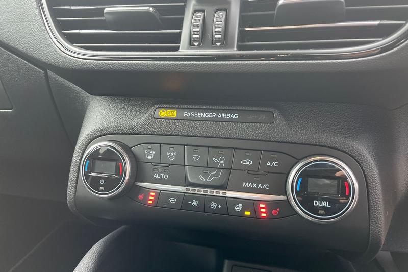 Used Ford Focus 2019 for sale - 76531132: Photo 38