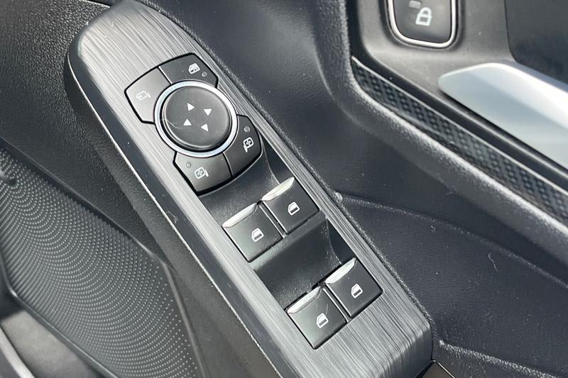 Used Ford Kuga 2022 for sale - 76684883: Photo 16