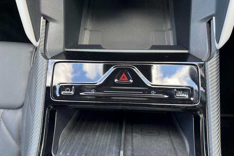 Used Ford Explorer 2025 for sale - 76452958: Photo 25