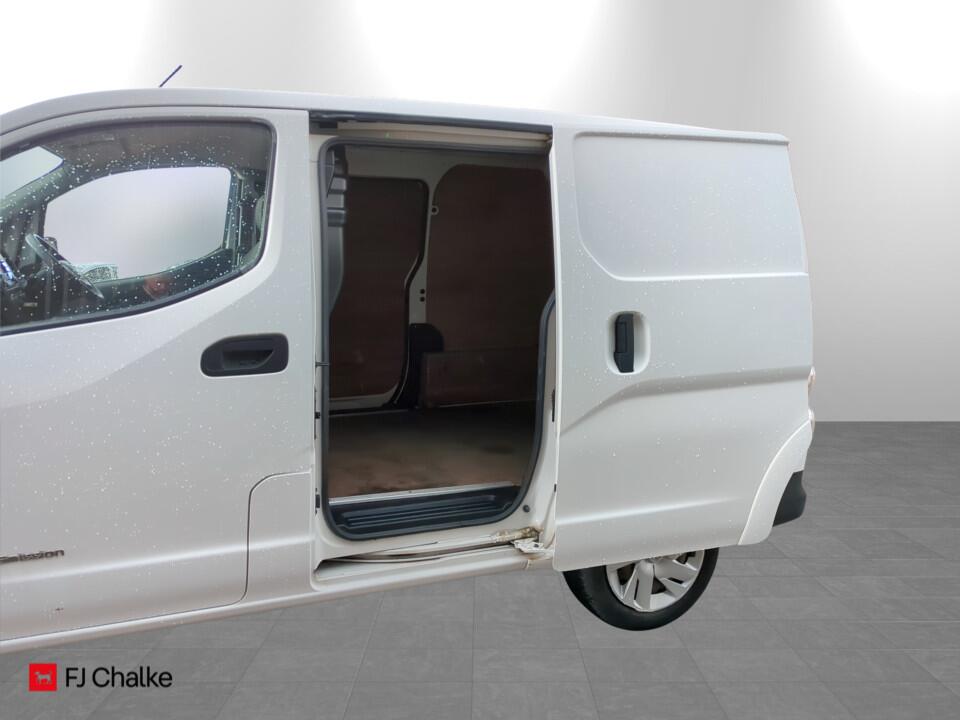 Used Nissan e-NV200 2014 for sale - 76735308: Photo 8