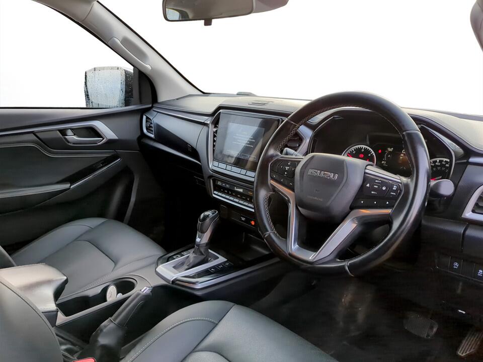 Used Isuzu D-Max 2022 for sale - 77215350: Photo 6