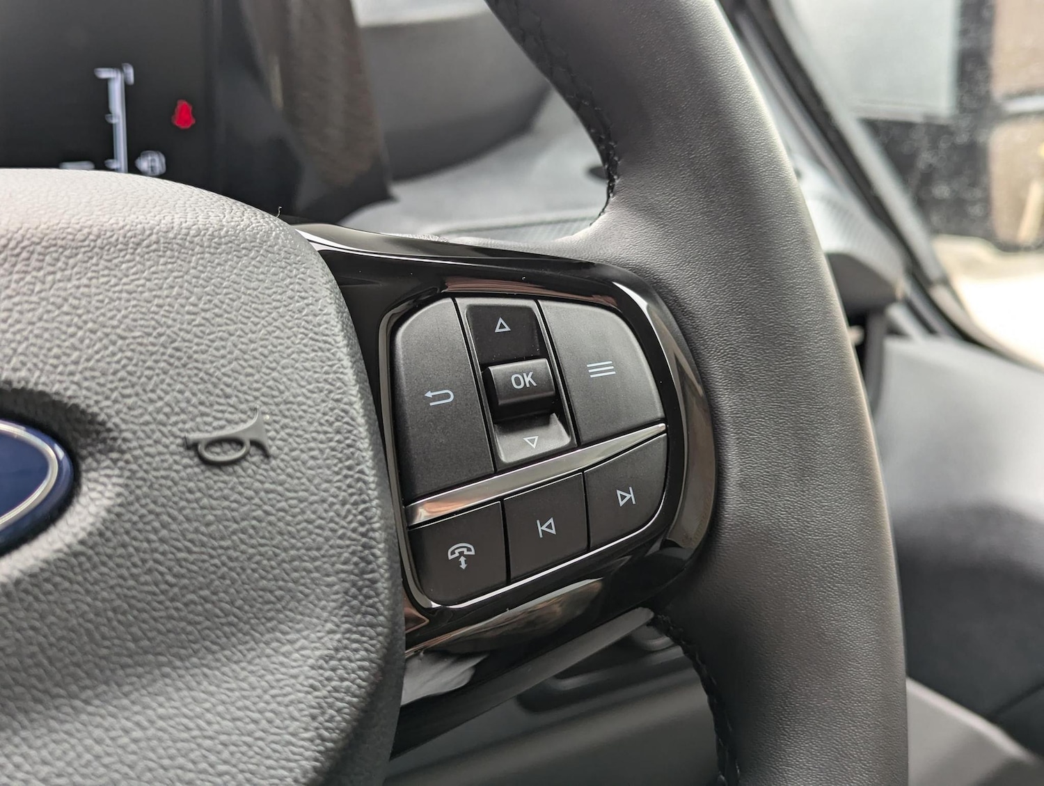 Used Ford Transit Custom 2024 for sale - 76152460: Photo 13