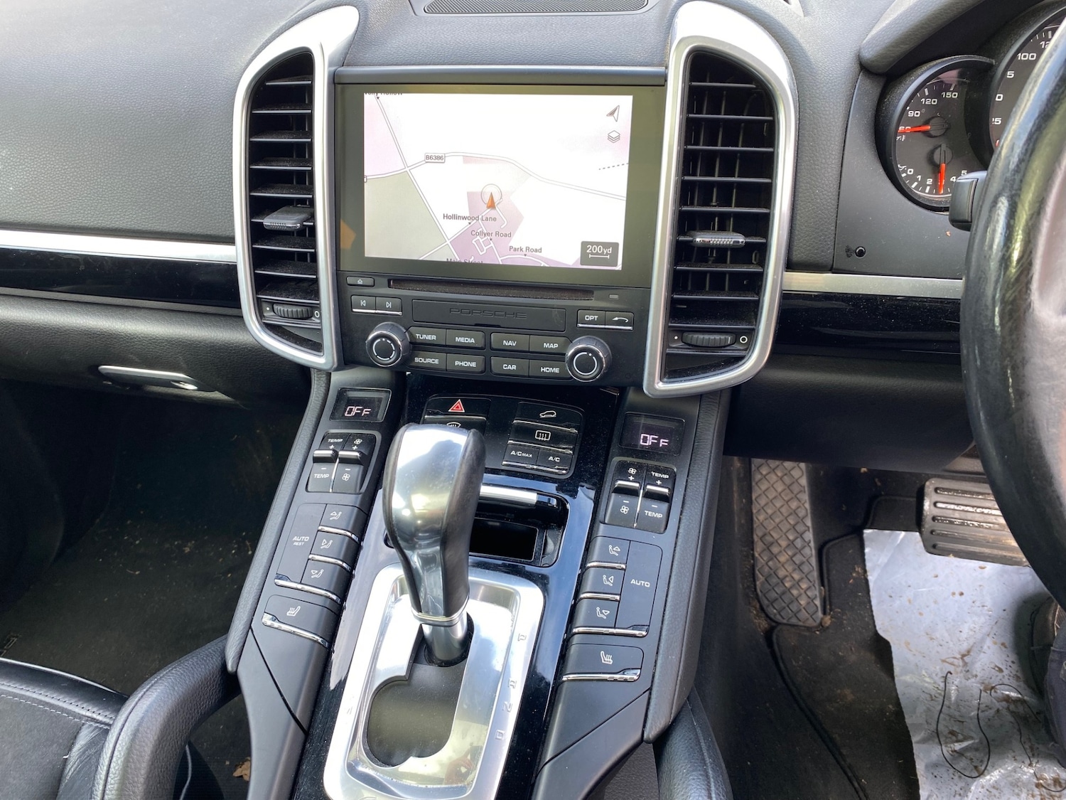 Used Porsche Cayenne 2017 for sale - 77640403: Photo 14