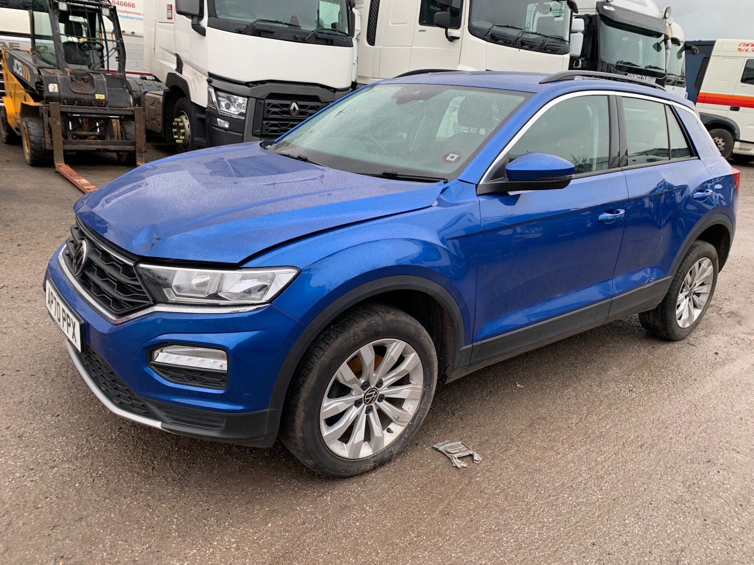 Used Volkswagen T-Roc 2020 for sale - 77353820: Photo 3