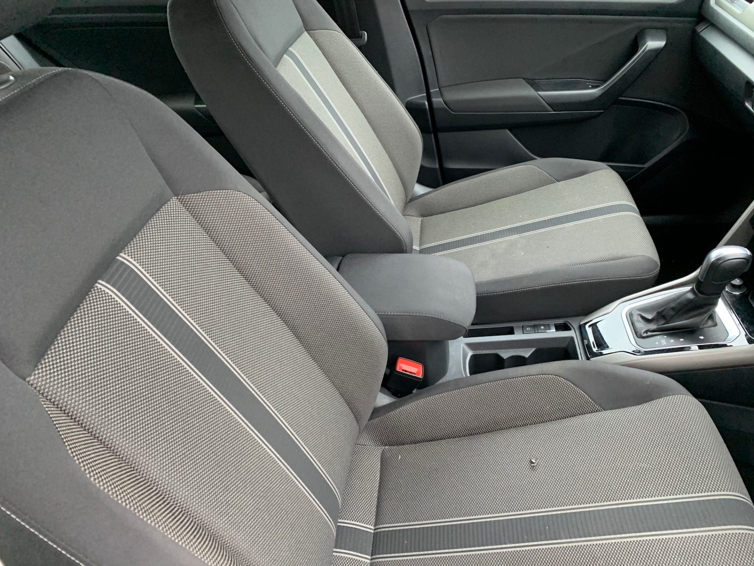 Used Volkswagen T-Roc 2020 for sale - 77353820: Photo 9