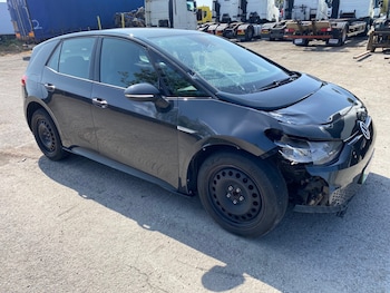 Used Volkswagen ID.3 2023 for sale - 79611534: Photo