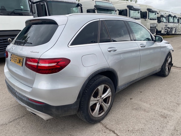 Used Mercedes-Benz GLC 2016 for sale - 75763185: Photo 2