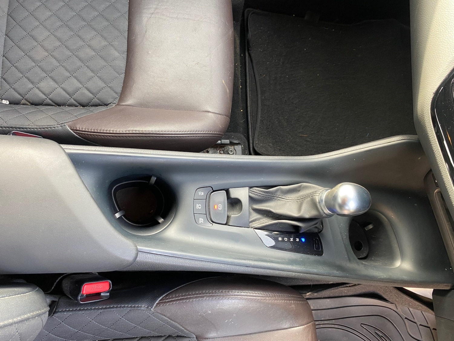 Used Toyota C-HR 2022 for sale - 77663503: Photo 16