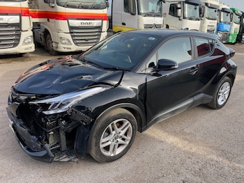 Used Toyota C-HR 2022 for sale - 77663503: Photo