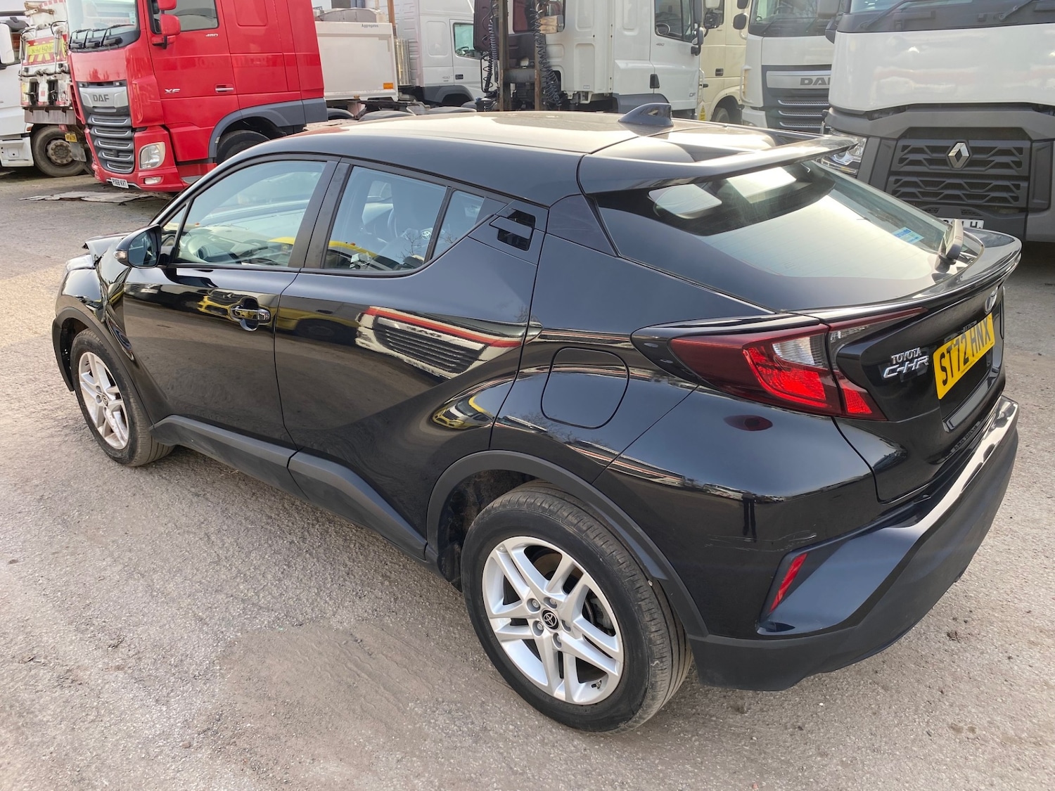 Used Toyota C-HR 2022 for sale - 77663503: Photo 5