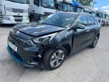 2021 (71) - 100kW 2 39kWh 5dr Auto