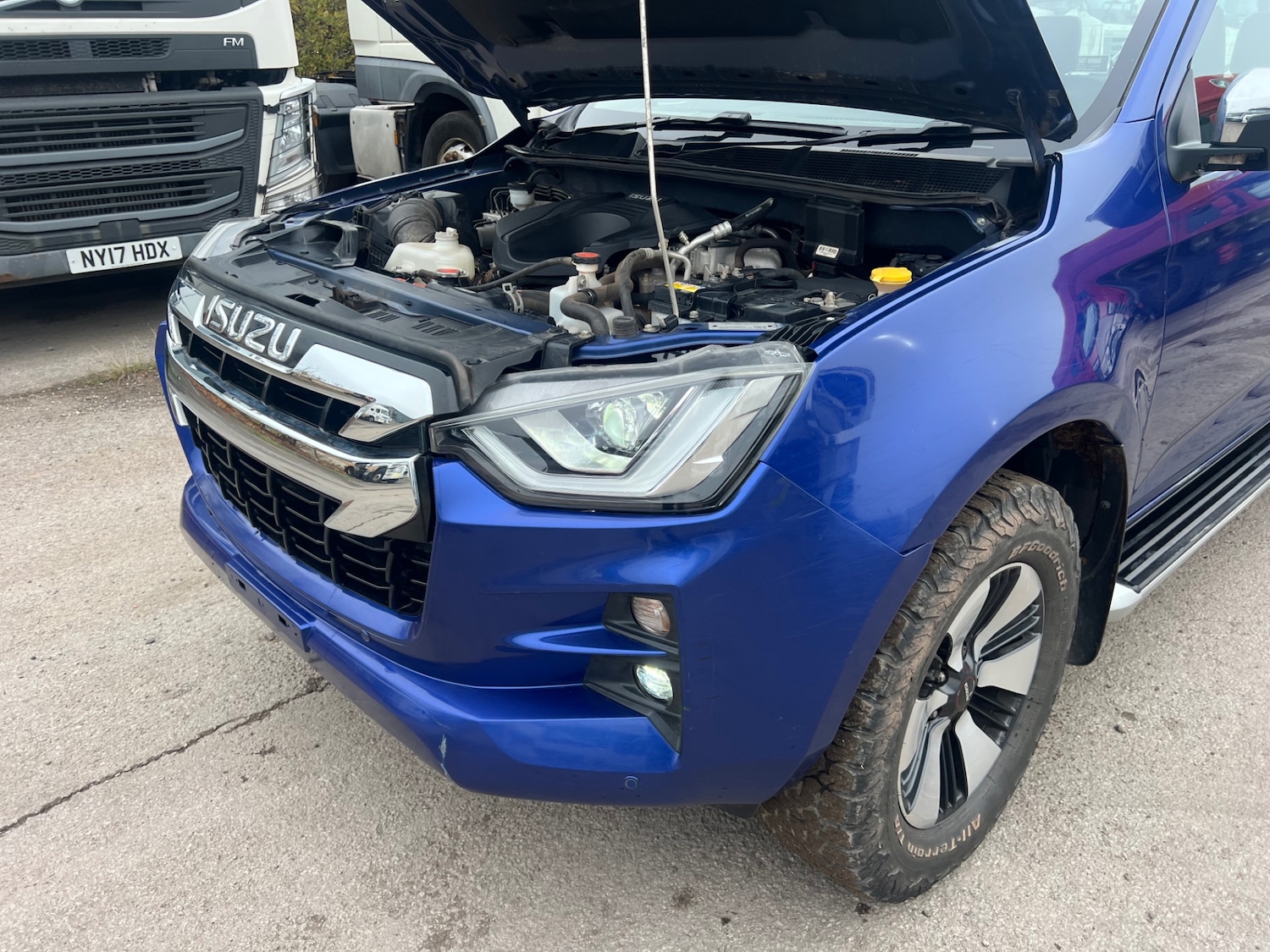 Used Isuzu D-Max 2022 for sale - 76392438: Photo 14