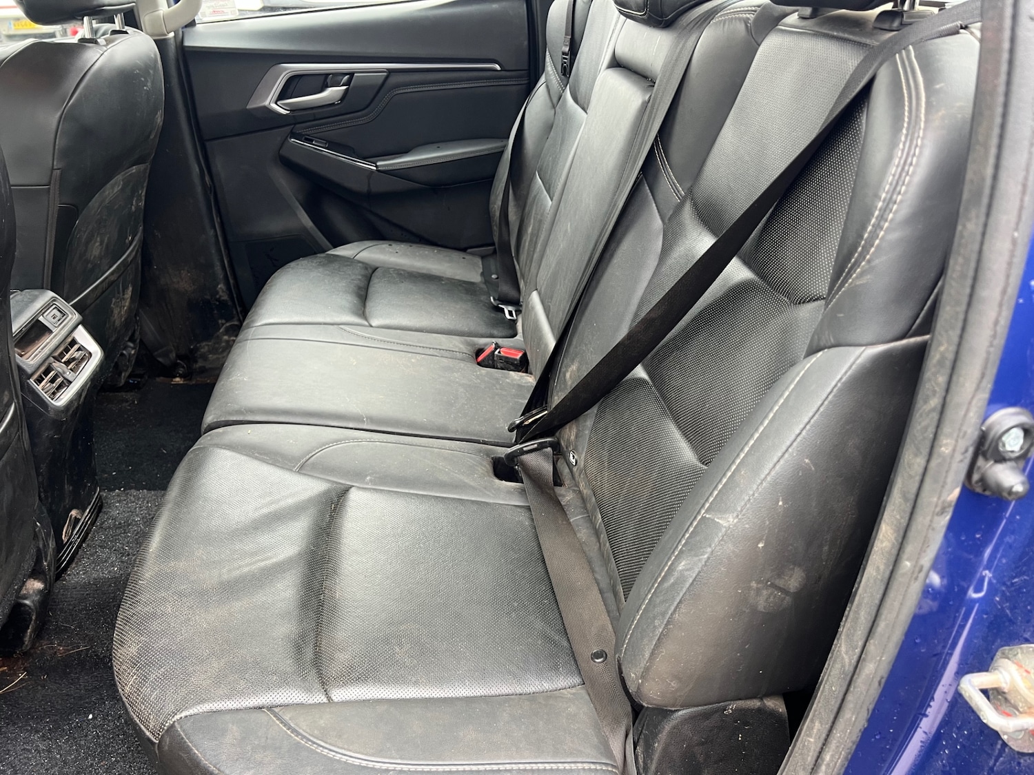 Used Isuzu D-Max 2022 for sale - 76392438: Photo 27