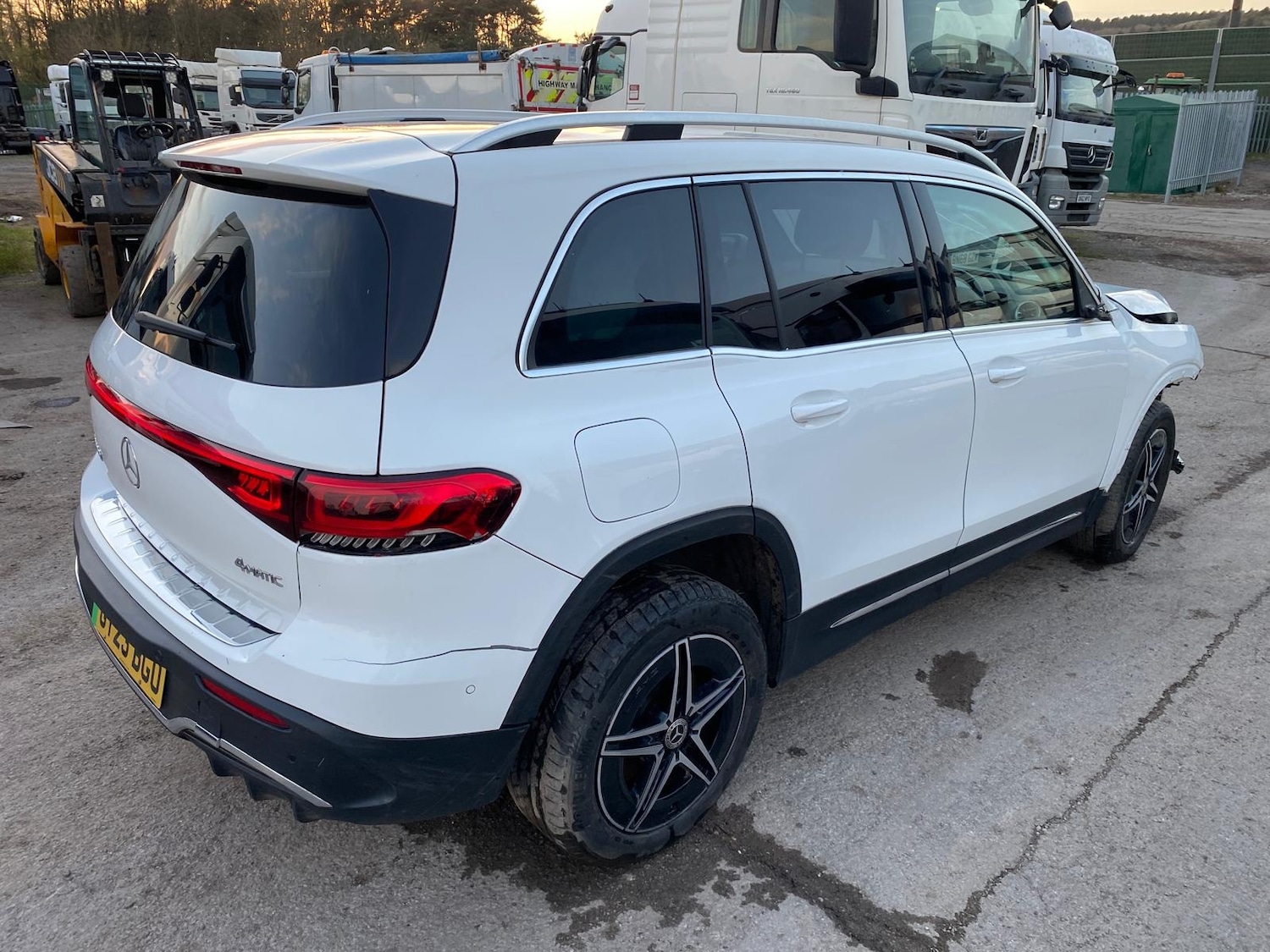 Used Mercedes-Benz EQB 2023 for sale - 77985136: Photo 2