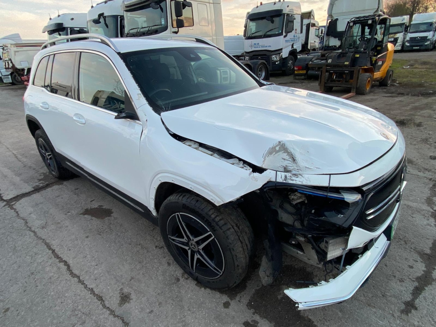 Used Mercedes-Benz EQB 2023 for sale - 77985136: Photo 3