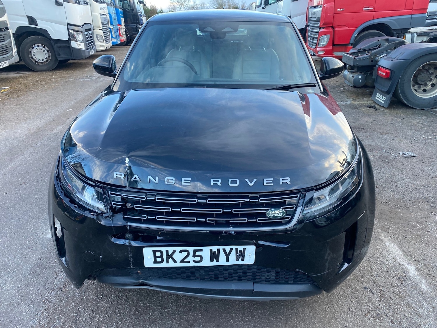 Used Land Rover Range Rover Evoque 2025 for sale - 77311129: Photo 3