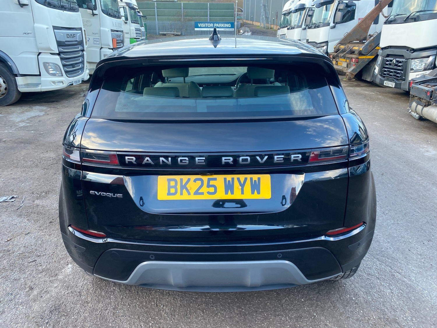 Used Land Rover Range Rover Evoque 2025 for sale - 77311129: Photo 4