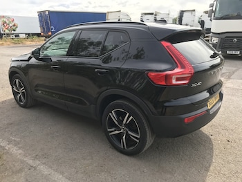 Used Volvo XC40 2020 for sale - 79469211: Photo