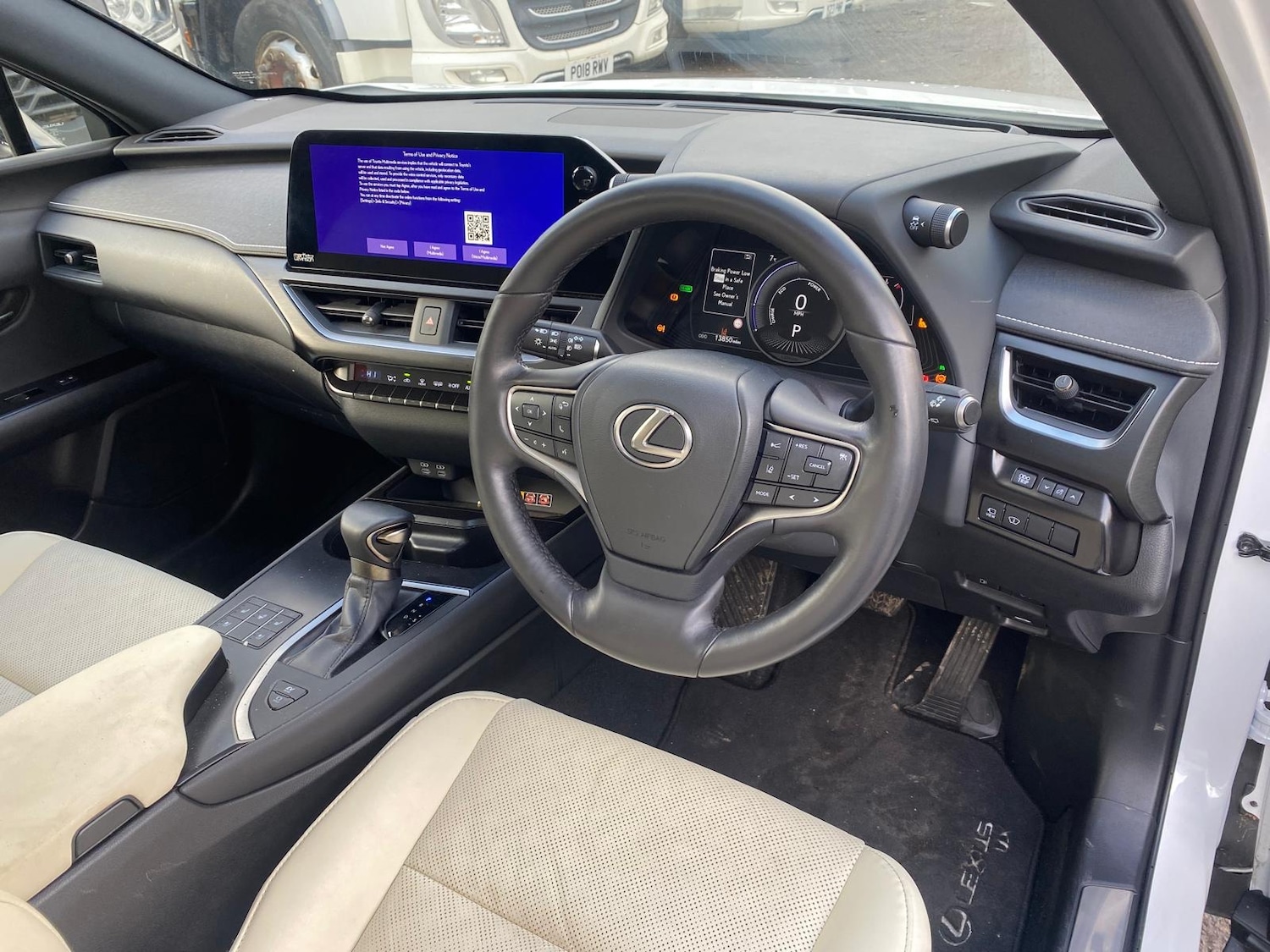 Used Lexus UX 2023 for sale - 77196668: Photo 9