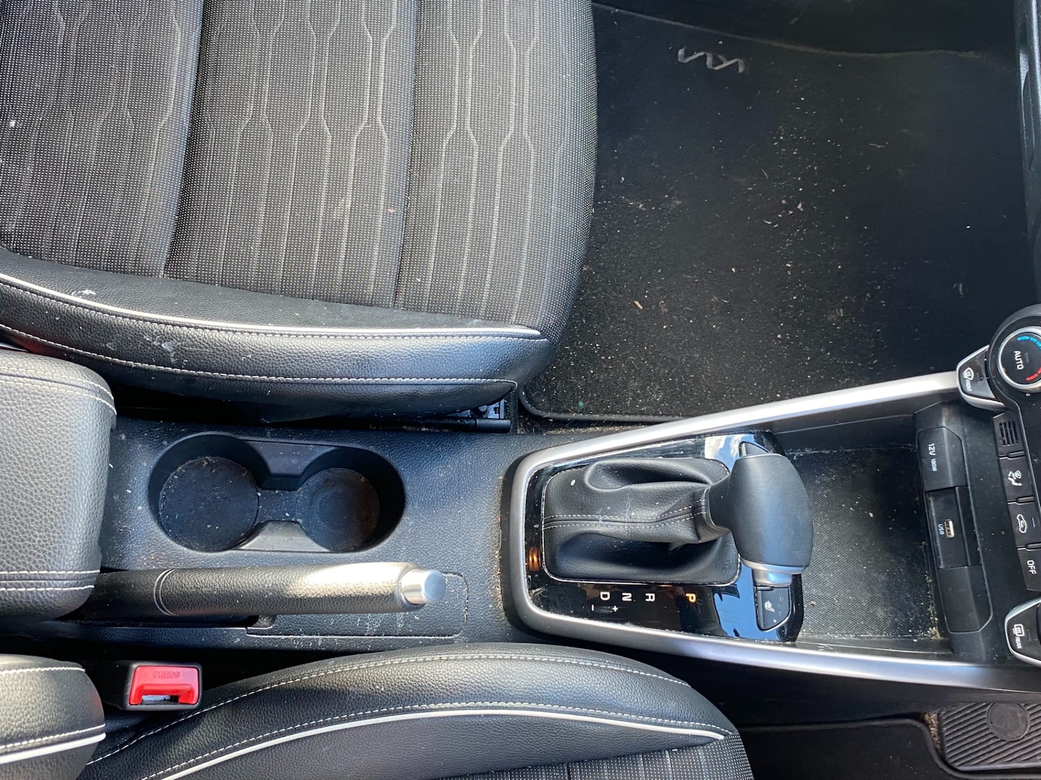 Used Kia Stonic 2025 for sale - 77988479: Photo 16