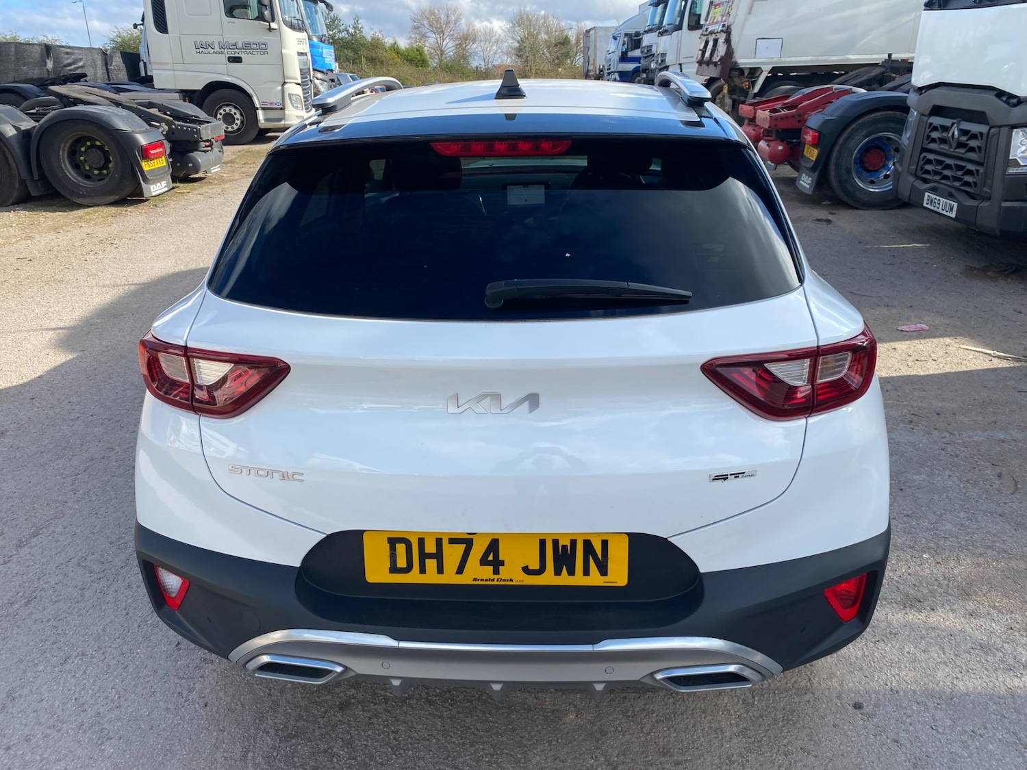 Used Kia Stonic 2025 for sale - 77988479: Photo 4