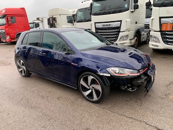 Used Volkswagen Golf 2018 for sale - 77301523: Photo