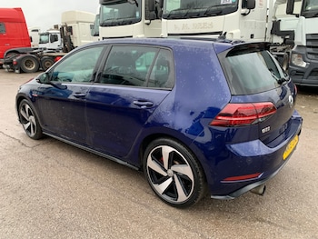 Used Volkswagen Golf 2018 for sale - 77301523: Photo