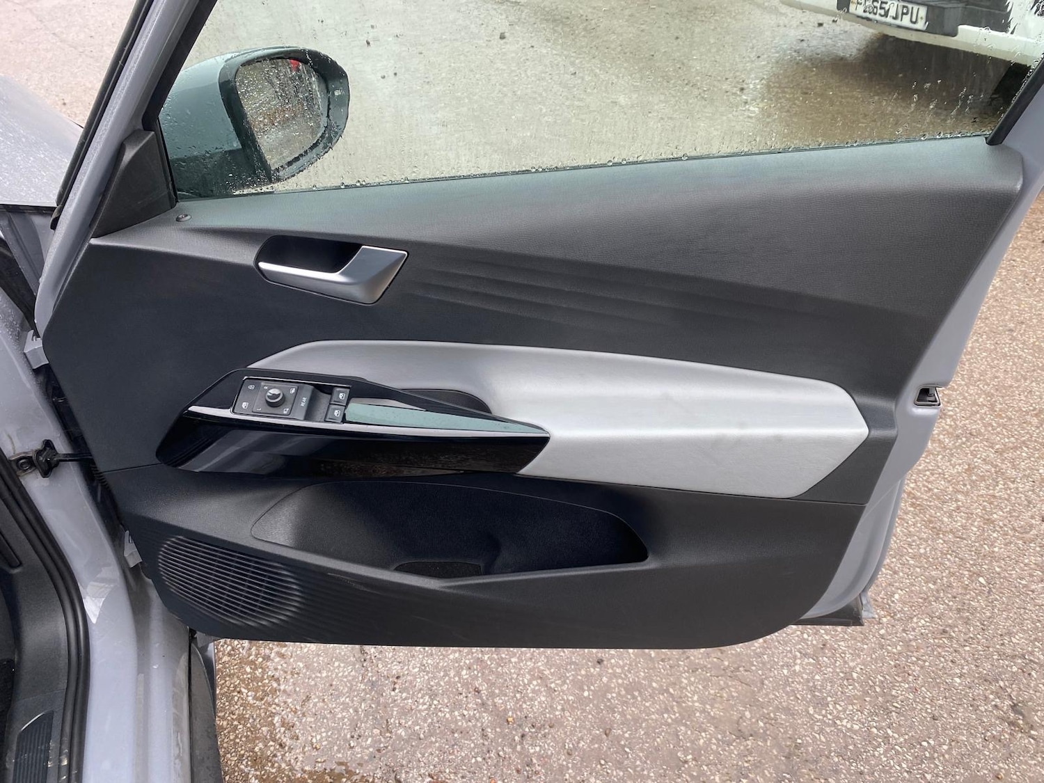 Used Volkswagen ID.3 2023 for sale - 76777459: Photo 18