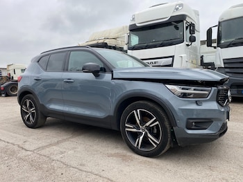 Used Volvo XC40 2021 for sale - 76253929: Photo