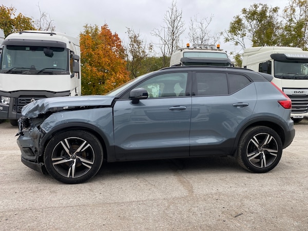 Used Volvo XC40 2021 for sale - 76253929: Photo 5
