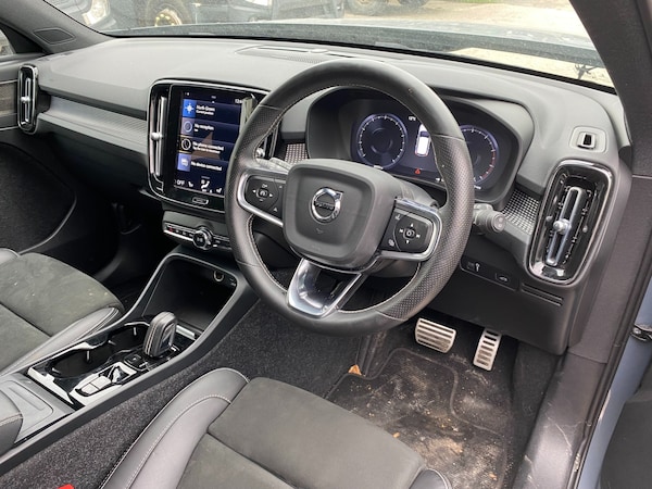 Used Volvo XC40 2021 for sale - 76253929: Photo 7