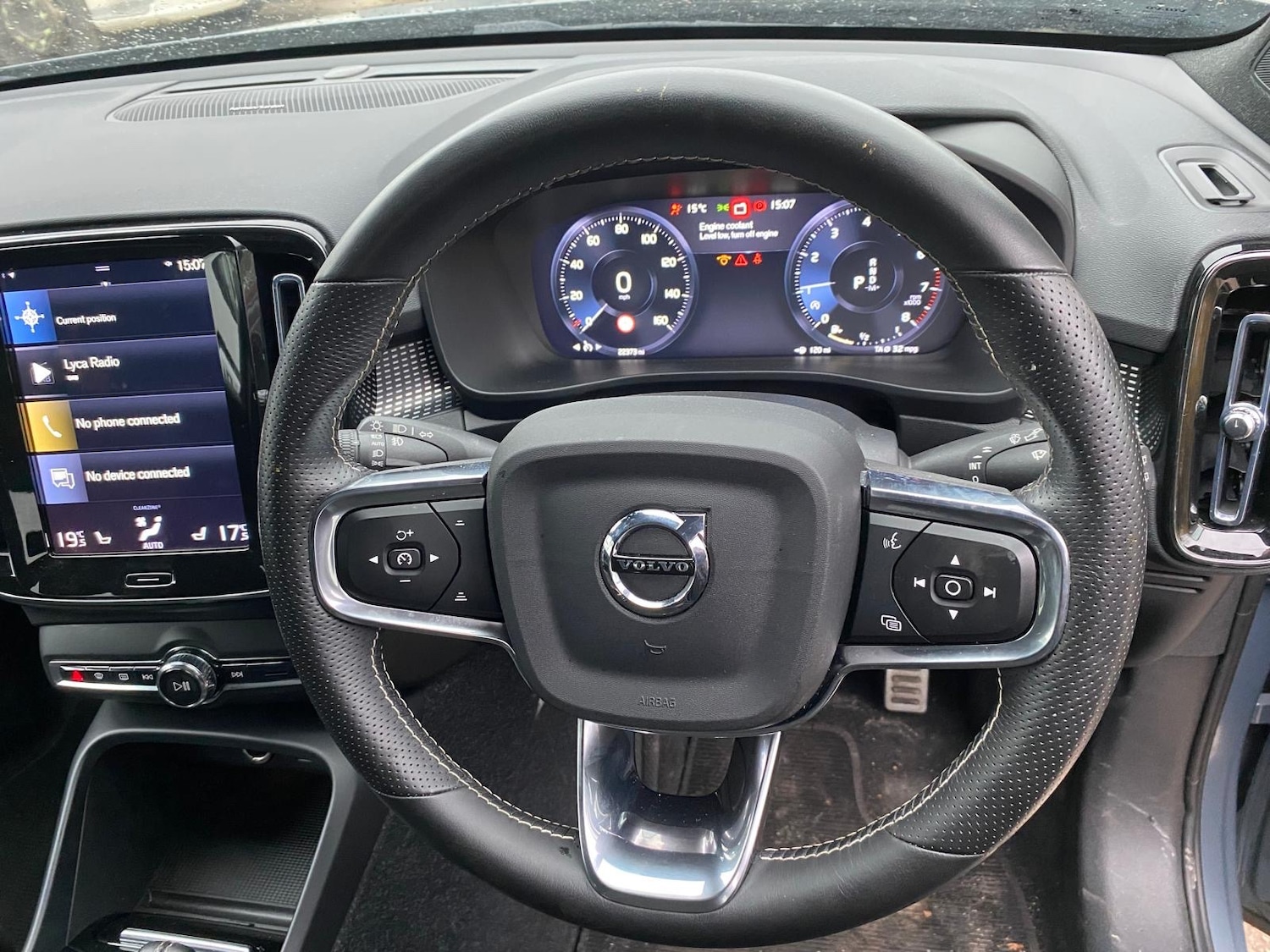 Used Volvo XC40 2021 for sale - 76253929: Photo 9