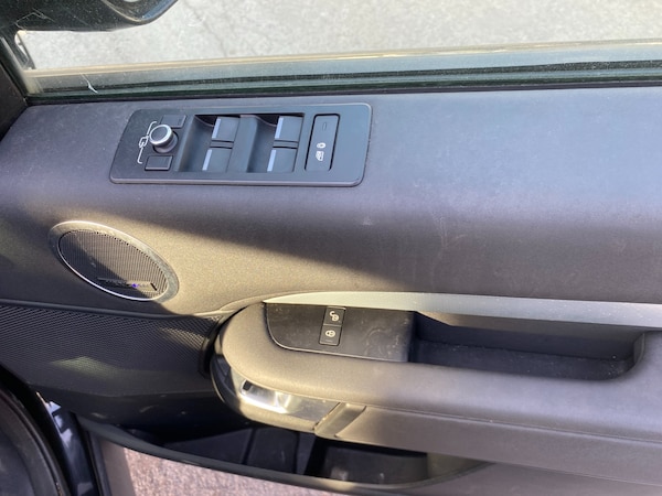 Used Land Rover Discovery 2020 for sale - 76156798: Photo 17