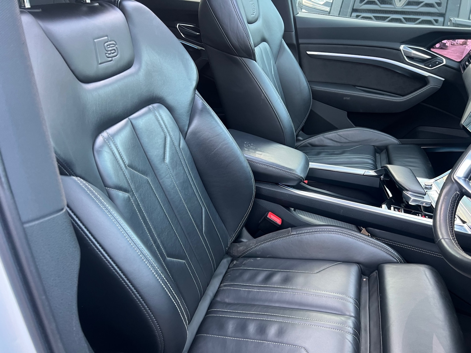 Used Audi e-tron 2020 for sale - 76595293: Photo 10