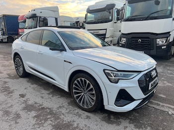 2020 (70) - 300kW 55 Quattro 95kWh Launch Edition 5dr Auto